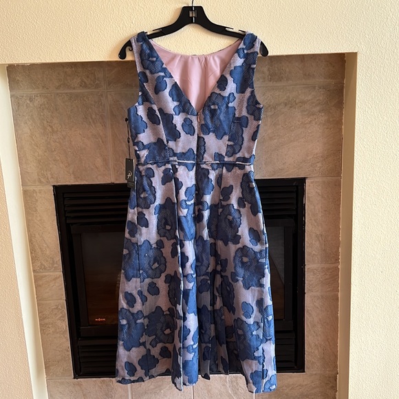 Burnout  fit and flare dress - Picture 6 of 7